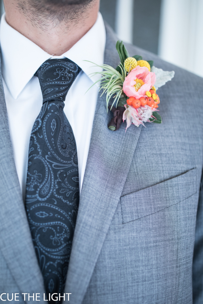 grooms summer boutonniere 